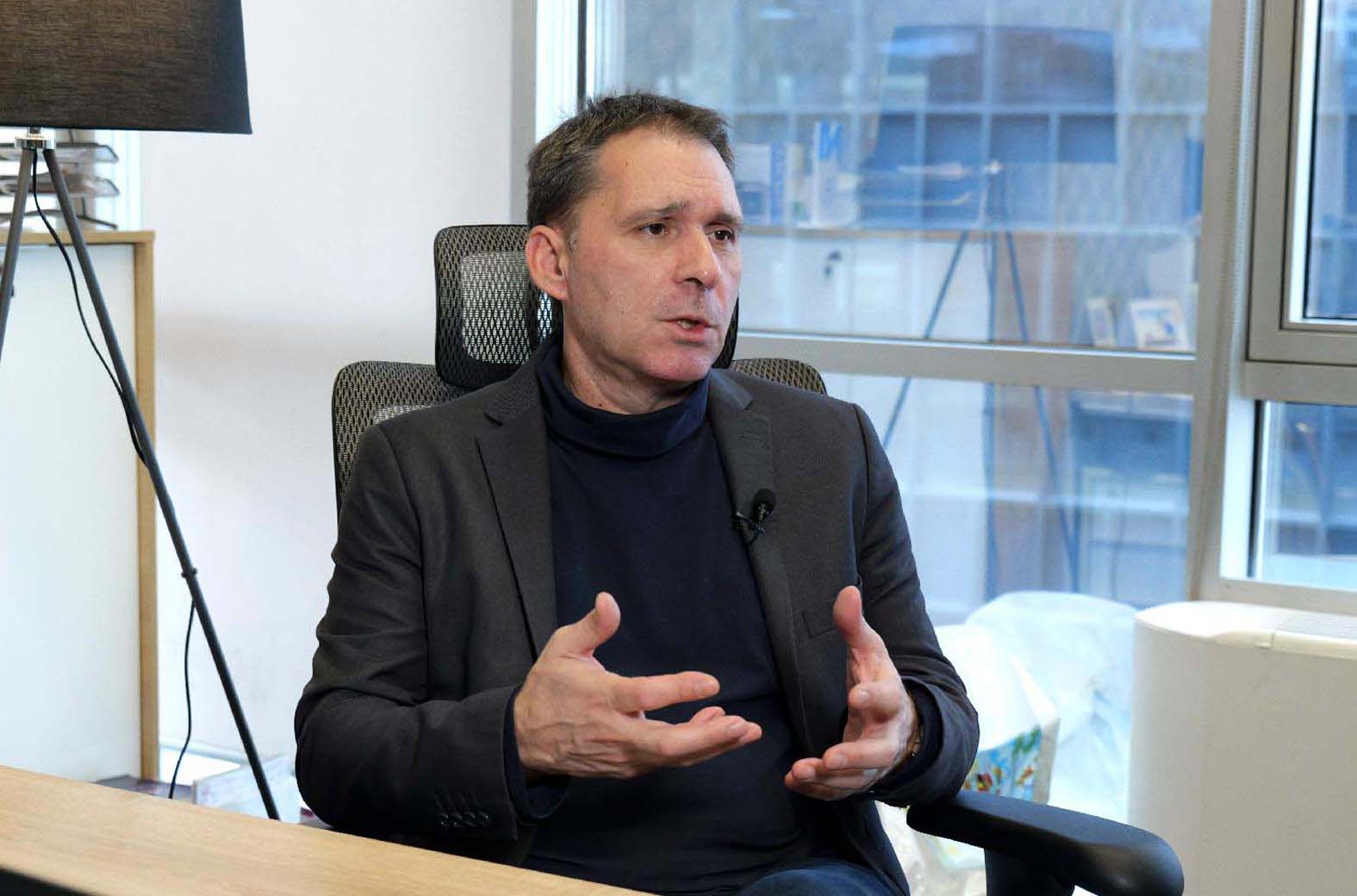 Šta je vlast poručila filmom „Zlo doba“: Pretnje nezavisnim medijima da će biti ugašeni 2 Šta je vlast poručila filmom „Zlo doba“: Pretnje nezavisnim medijima da će biti ugašeni 2