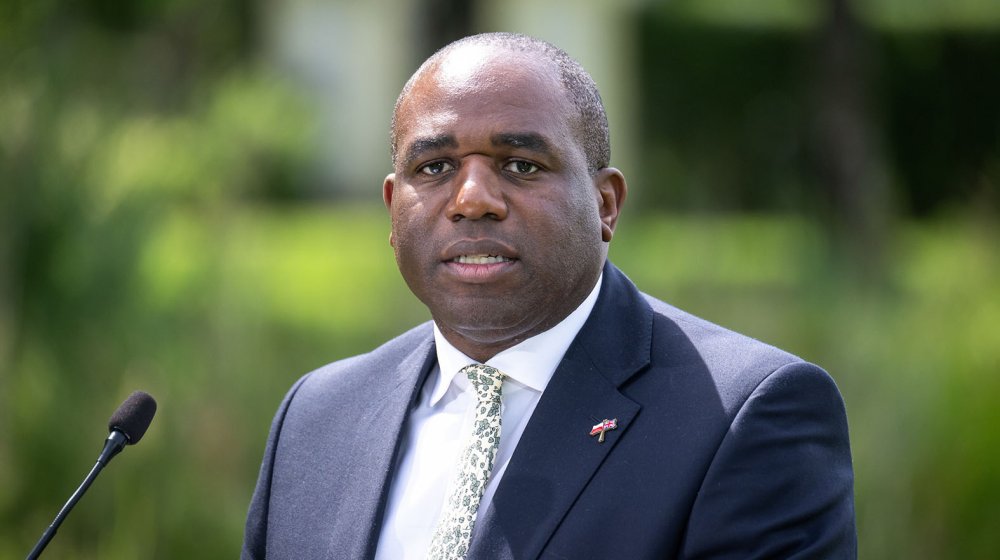 Autorski tekst ministra spoljnih poslova Velike Britanije: Priče o našem mešanju u unutrašnje poslove Srbije moraju da prestanu 1