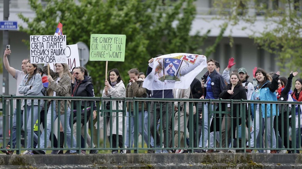 Studenti su između dve vatre: Jedna gori u Vučiću, druga gori na suprotnoj strani 1
