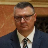 Albijanić: Predlog zakona o udžbenicima kršenje Ustava, služi da se neki ljudi u knjigama predstave kao pozitivci 7