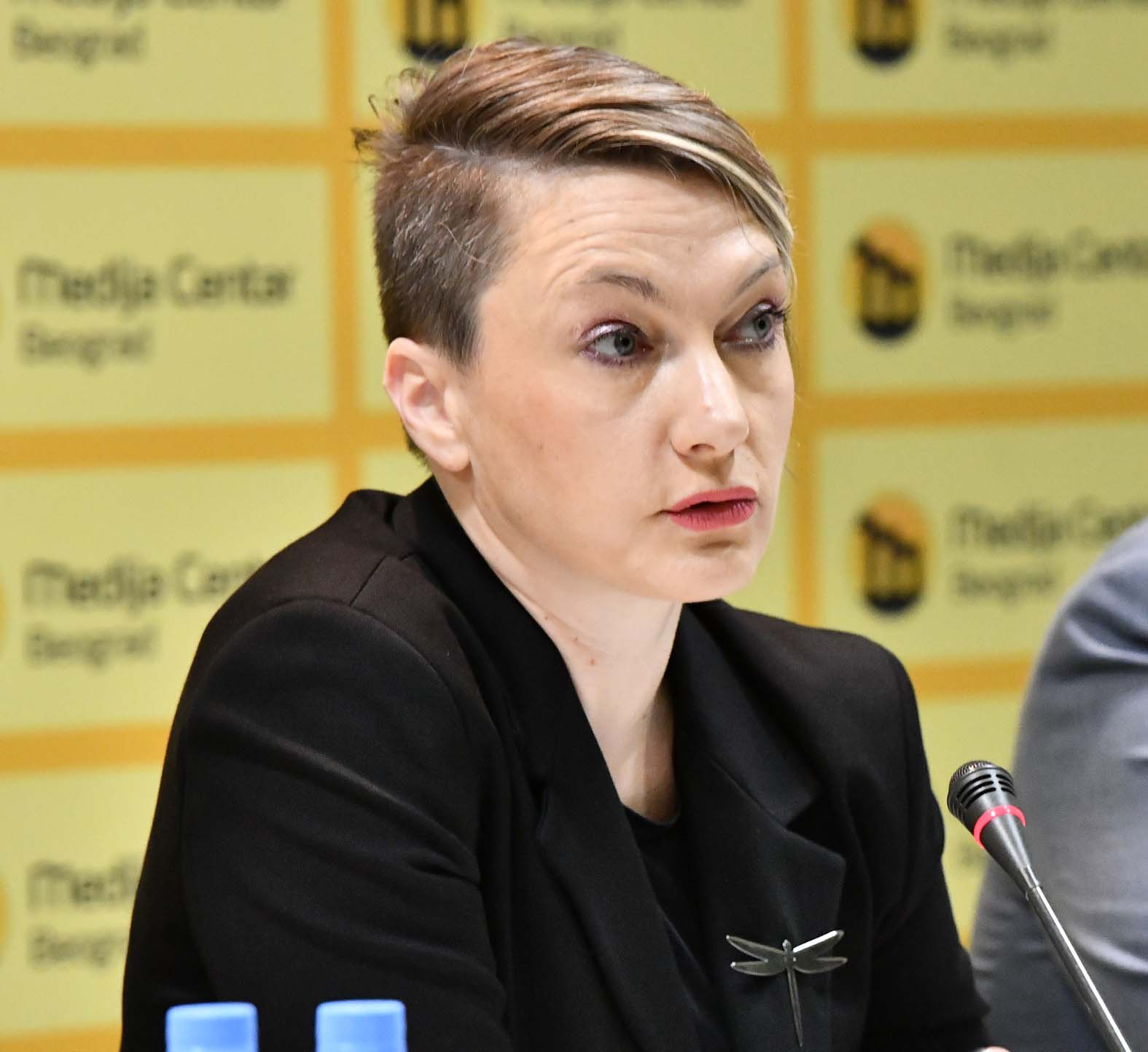 Novinarstvo je najbolja i najmoćnija profesija na svetu: Aleksandra Krstić za Danas 3 Novinarstvo je najbolja i najmoćnija profesija na svetu: Aleksandra Krstić za Danas 2