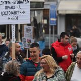 Šokirani, nemoćni, besni...: Kako je jedno glasanje u Skupštini razočaralo roditelje dece sa smetnjama u razvoju 1