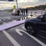 Novosadski učenici pola dana proveli na granici sa Mađarskom zbog novog sistema pri ulasku u EU 4