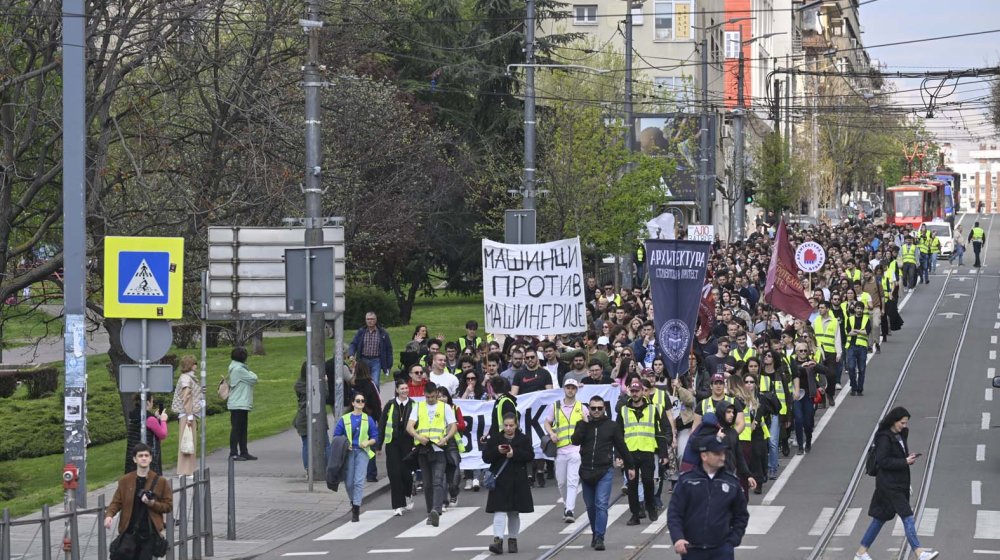 Studenti odgovorili Vučiću: Da nema inostranstva, jeli bismo samo jednom dnevno 1