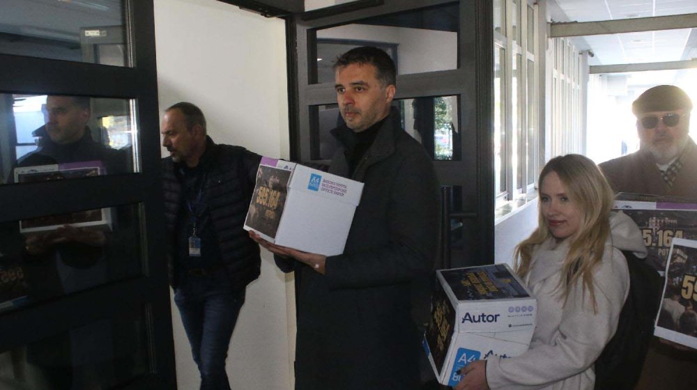 Kreni-promeni predao peticiju sa zahtevom da se ispita upotreba zvučnog topa 15. marta 1