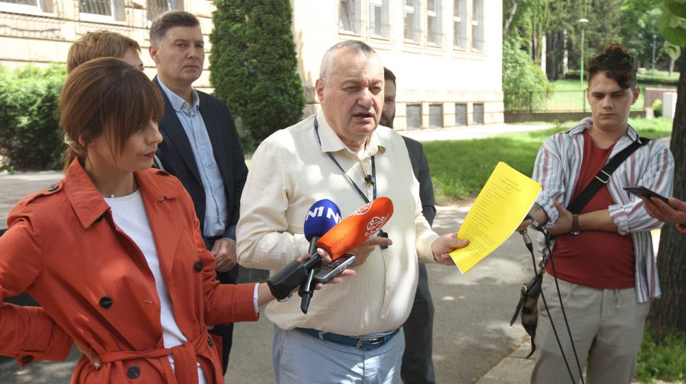 Srđan Milivojević na blokadi na Zelenom vencu: Obratio se policajcima, podsetio ih na zakone 1