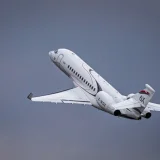 "Kupovine se koriste za stvaranje političkih kontakata": Da li je avion "Falkon 6x" cena Makronove naklonosti? 11