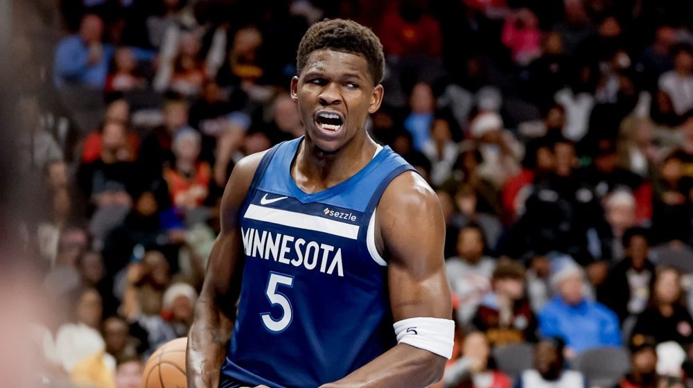 Entoni Edvards NBA Minesota