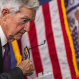 Džerom Pauel, predsednik Centralne banke SAD: Trampove carine će verovatno dovesti do veće inflacije i sporijeg rasta