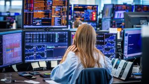 Žene u IT industriji zarađuju 16 odsto manje od muškaraca 8 Žene u IT industriji zarađuju 16 odsto manje od muškaraca 6