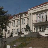 Četiri osobe privedene posle upada građana u zgradu beogradske Opštine Voždovac 8