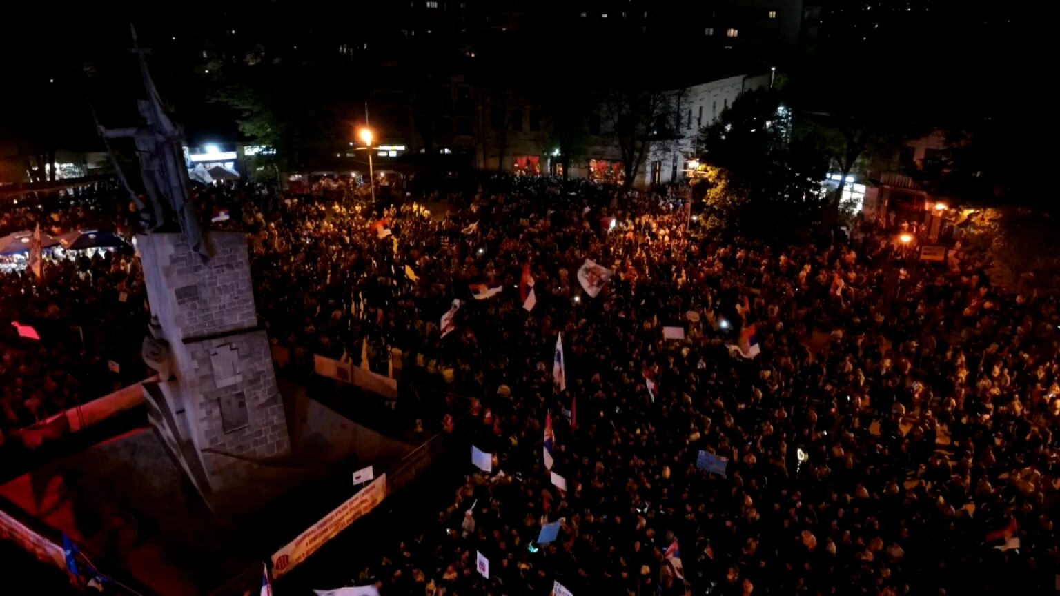 Studentski protest u Kraljevu snimljen dronom (VIDEO, FOTO) 3 Studentski protest u Kraljevu snimljen dronom (VIDEO, FOTO) 3