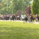 Beogradski srednjoškolci u blokadi pešače u Novi Sad na veliki protest (VIDEO) 2