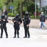 Iz koje strane zemlje su specijalci koji čuvaju Dodika? 4