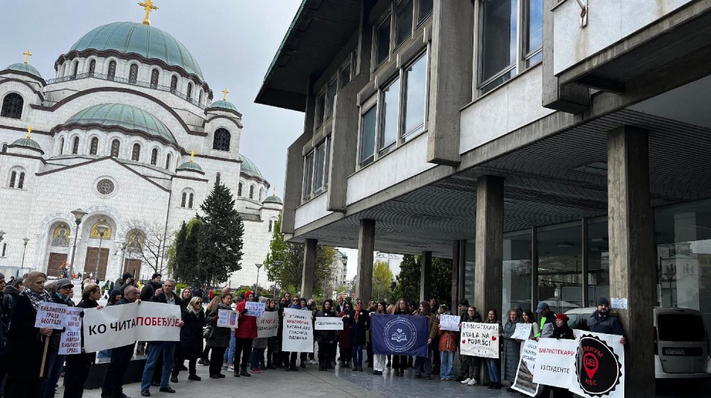 Plenum Narodne biblioteke Srbije: Čuvamo znanje i sećanje, a ne parking prostore 1