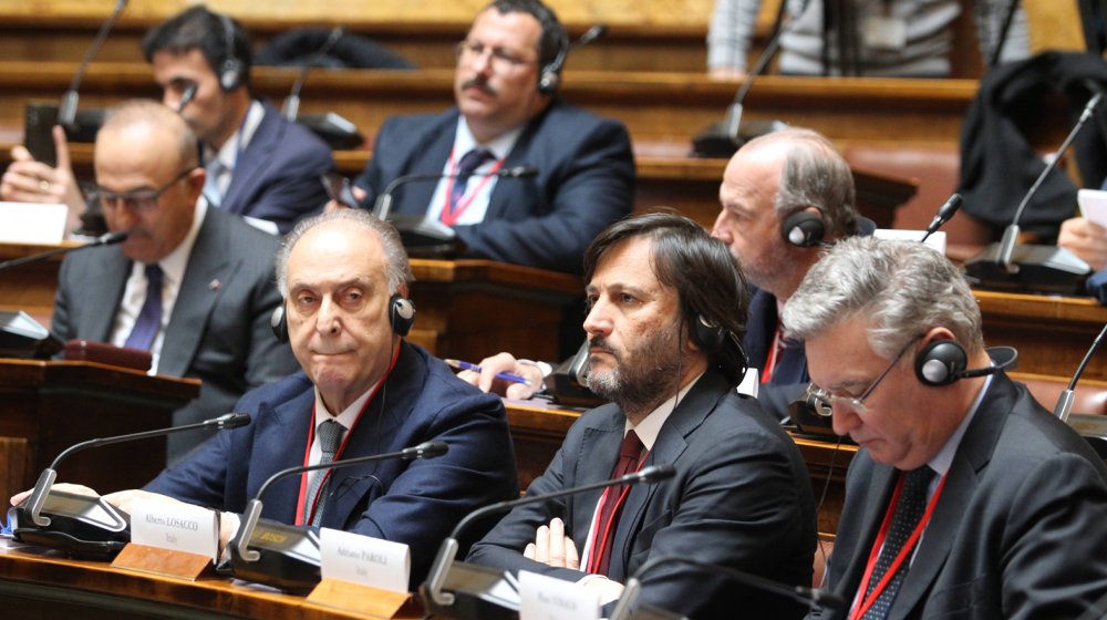 Pripreme za zasedanje u Dejtonu: Kako je izgledao sastanak srpskih poslanika sa delegacijom PS NATO? 1