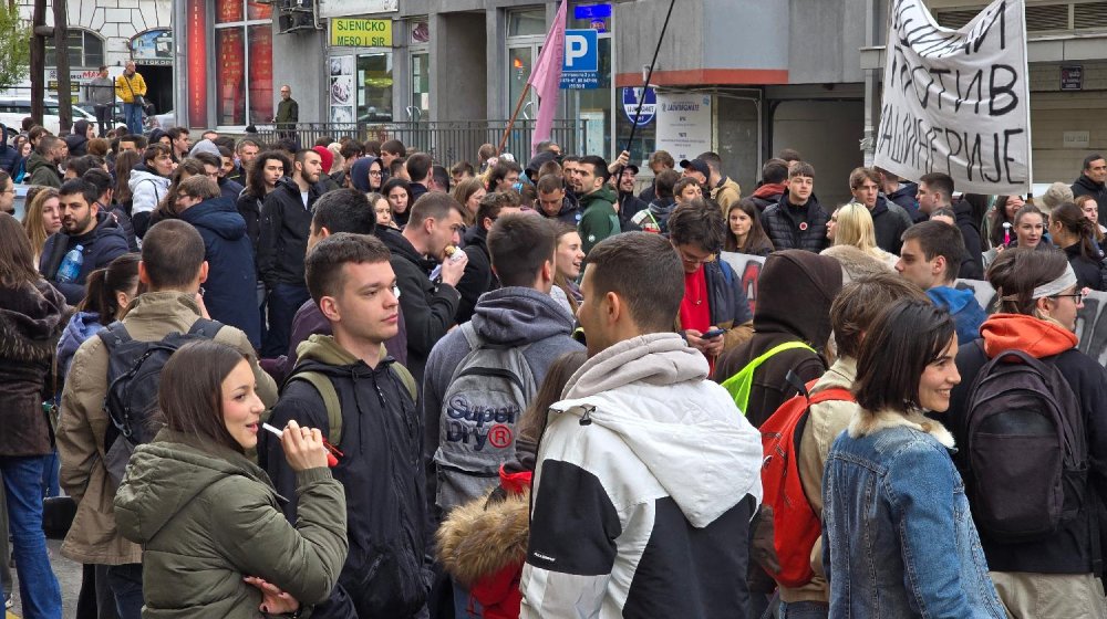 protest ispred PU "29. novembar"