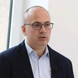 Dimitrijević (CRTA): SNS dugo odbijala naše predloge o biračkom spisku, pa ih uvrstila u zakon pre dolaska Fon der Lajen 9