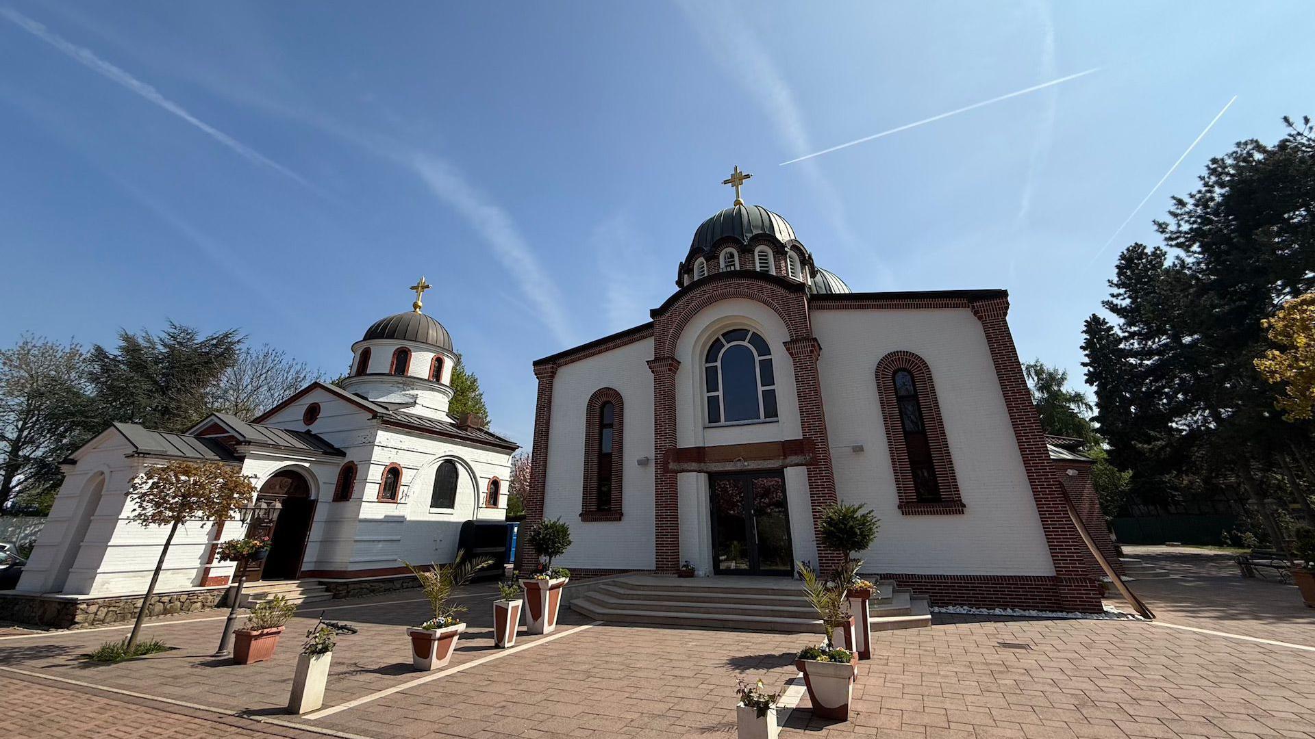 Vladika Grigorije za BBC: „Studenti su ogledalo koje sve razobličava” 3 Crkva Svetog Save u Diseldorfu, gradu koji je središte SPC u Nemačkoj