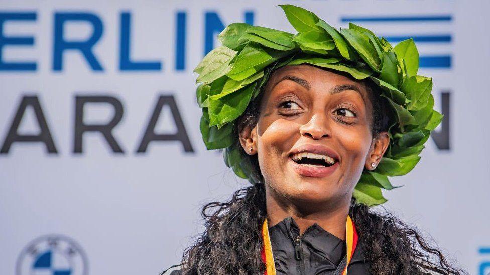 Tigst Asefa, svetska rekorderka u maratonu