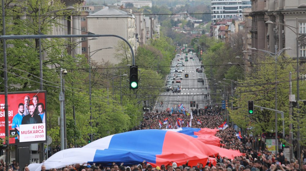 Kada je Vučić prvi put nagovestio formiranje Pokreta za narod i državu? 1