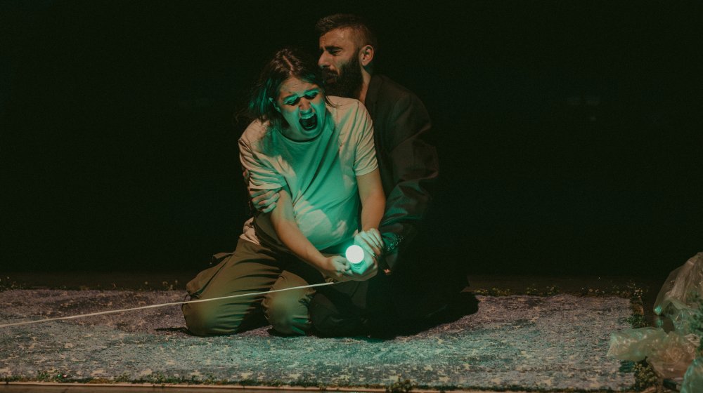 Inspiracija iz „The Relation Work Project“ Marine Abramović i Ulaja: U Bitef teatru predstava "Dobri ljudi" i pozorište iz Skoplja 1