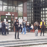 Borba nije okončana, nastavlja se na ulicama i u našim srcima: Plenum Druge kragujevačke gimnazije doneo odluku o prekidu blokade 8