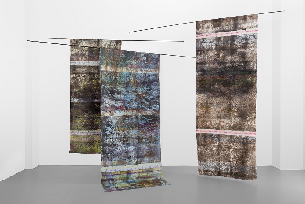 Internacionalna izložba „Slučaj niti. Globalni narativi o tekstilu” u Muzeju savremene umetnosti Vojvodine 2 Internacionalna izložba „Slučaj niti. Globalni narativi o tekstilu” u Muzeju savremene umetnosti Vojvodine 1