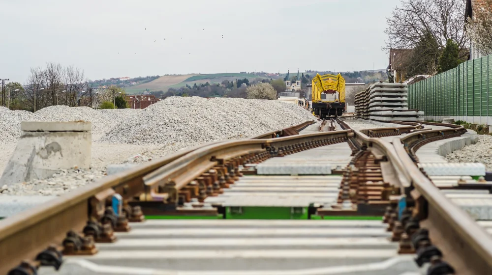 Infrastruktura železnice Srbije završila godinu s gubitkom od 4,6 milijardi: Koliko su vredeli radovi na mađarsko-srpskoj pruzi 25