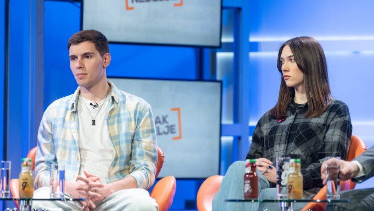 Studenti u “Utisku nedelje” o prelaznoj vladi: Bez vlasti, opozicije i Proglasa 1