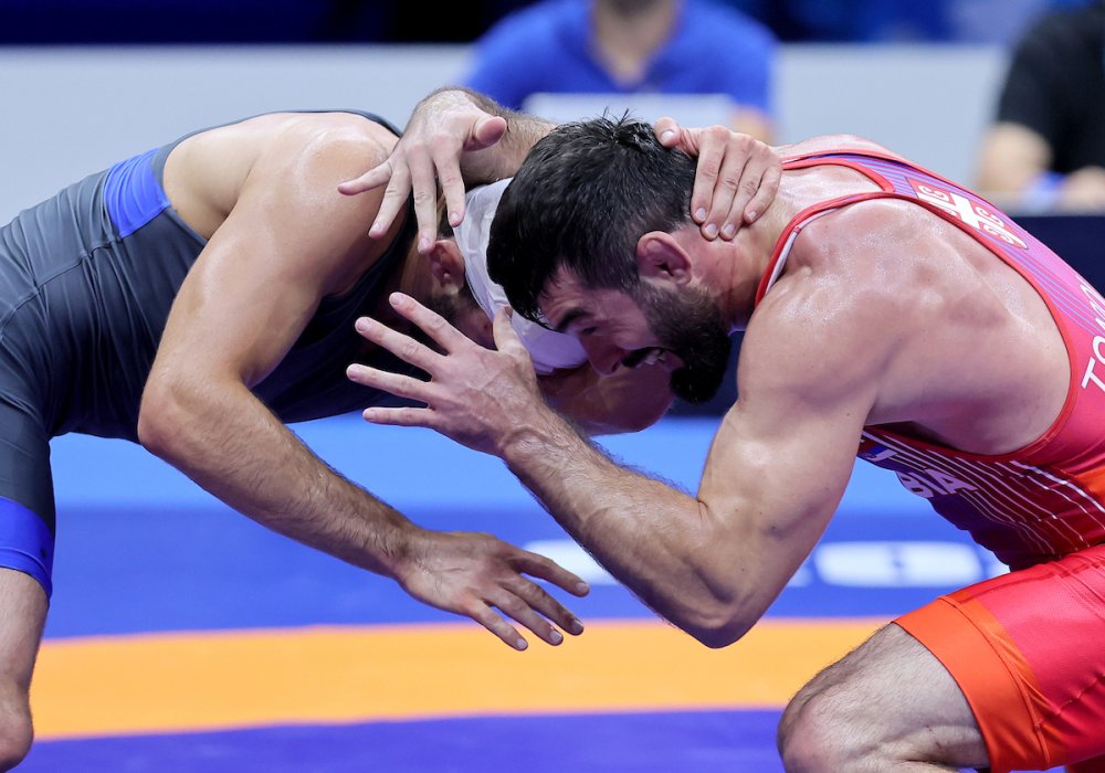 Ko je Hetik Cabolov, rvač Srbije suspendovan na šest godina zbog kršenja anti doping pravila? 2 Ko je Hetik Cabolov, rvač Srbije suspendovan na šest godina zbog kršenja anti doping pravila? 2