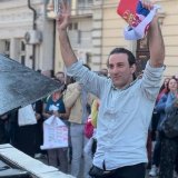 Kako su protesti u Srbiji inspirisali dvojicu italijanskih muzičara 13