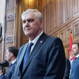 Demokratska unija Roma: Ministar Beriša da razmotri da podnese ostavku 10