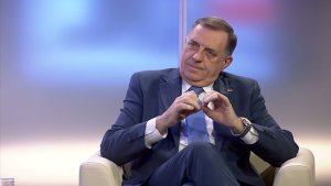 Premijer RS ne zna zašto je vladin avion leteo za Rim, Vukanović tvrdi da je prevozio Dodika 19 Premijer RS ne zna zašto je vladin avion leteo za Rim, Vukanović tvrdi da je prevozio Dodika 15