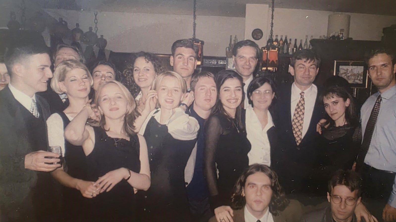 Klasa Branka Ružića (prvi sleva), koja je 1993. upisala prvu godinu studija međunarodnih odnosa na Fakultetu političkih nauka