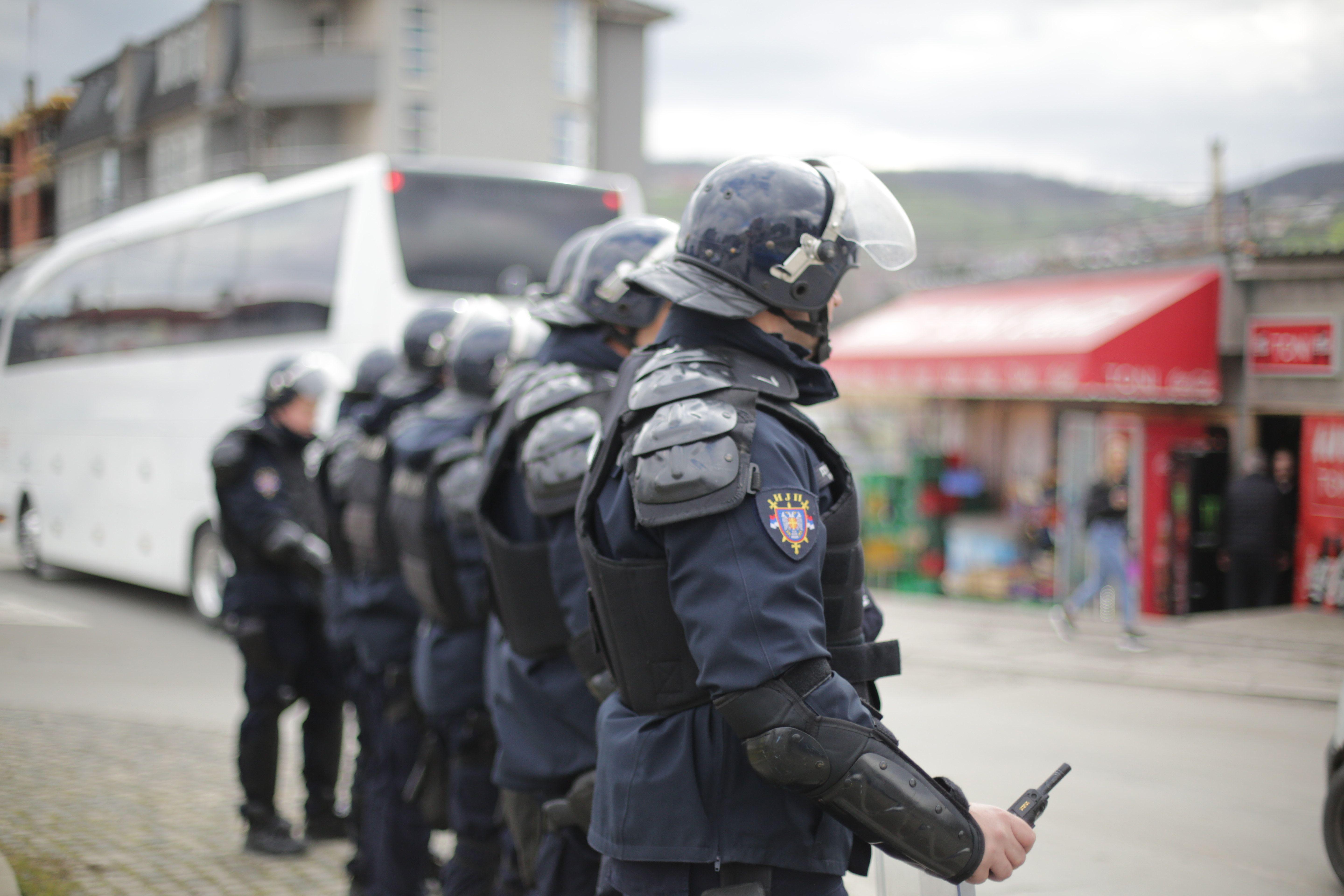 U Beogradu „Ne damo Srbiju", u Novom Pazaru „Sloboda vlada čaršijom" 2 Policija u Novom Pazaru