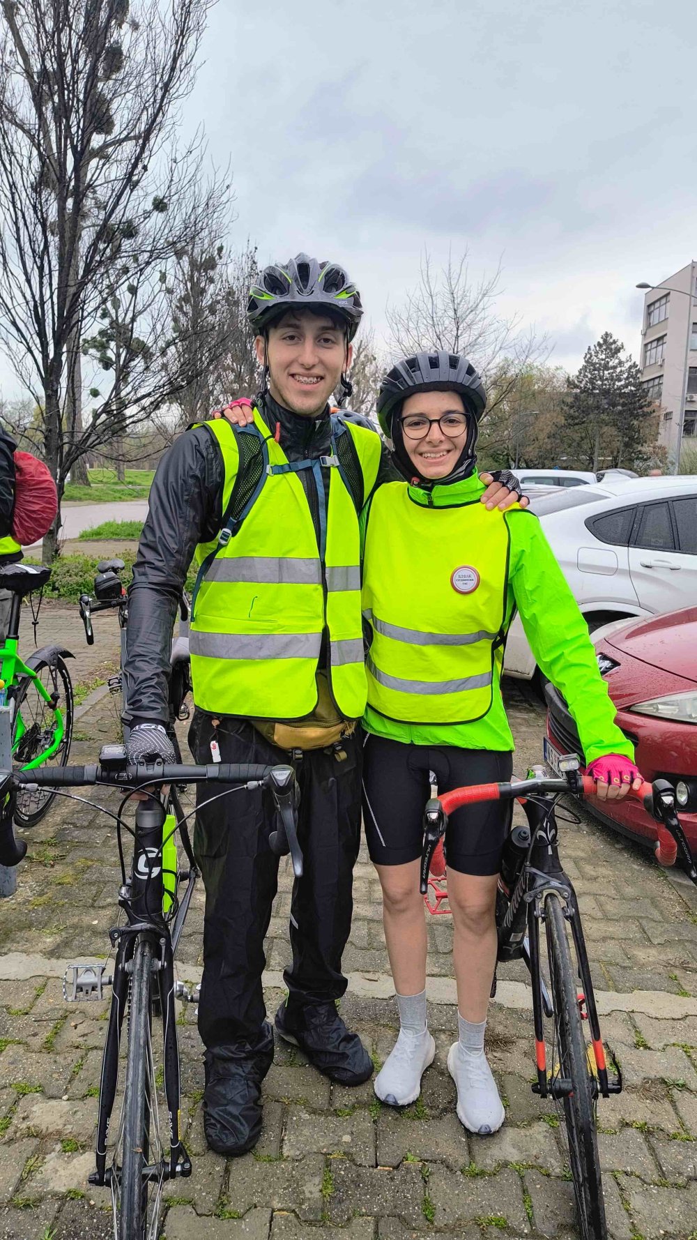 I niški studenti Nada i Lav krenuli biciklama na put do Strazbura 2