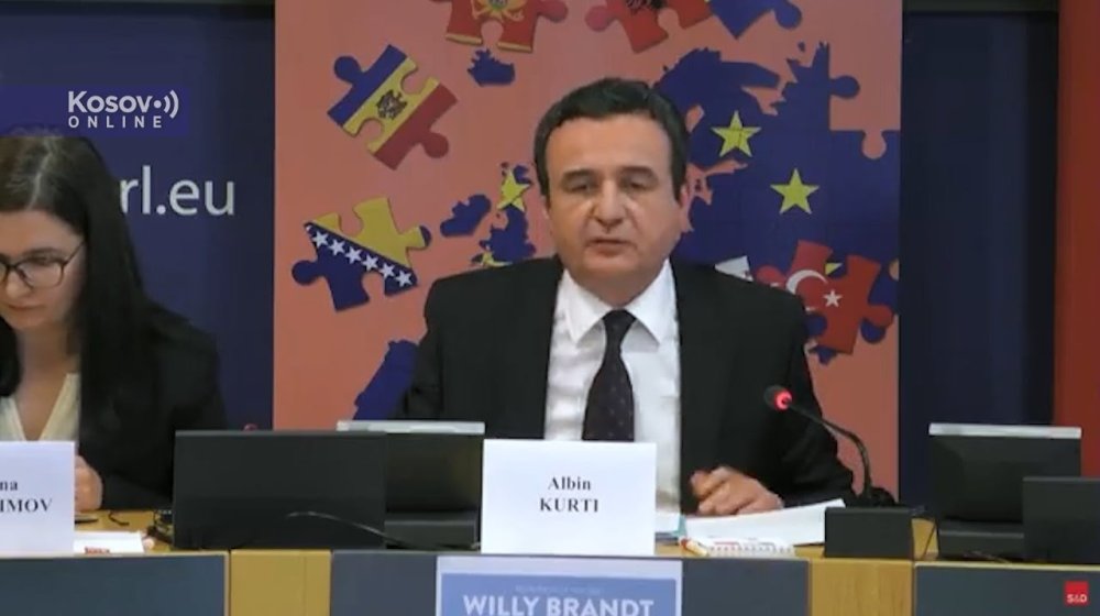 Kurti smenio zvaničnika zbog tvrdnje da su međunarodni zvaničnici organizovali nemire na severu 1 Kurti smenio zvaničnika zbog tvrdnje da su međunarodni zvaničnici organizovali nemire na severu 1