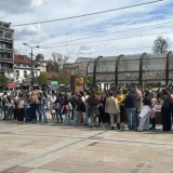 Kolone sve do Vukovog spomenika: "Mašinci protiv mašinerije" organizovali humanitarni bazar (FOTO, VIDEO) 7
