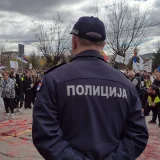 "Idemo na izbore": Protest studenata u Leskovcu bez incidenata, ali uz jako prisustvo policije 5