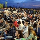 Novosađani izglasali ostanak ispred RTV, doček studenata iz Strazbura najavljen za 22. april (VIDEO, FOTO) 5