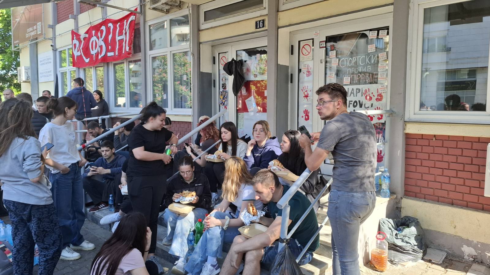 "Pamtimo sve": Zbor MZ "Narodni heroji" organizuje protestnu šetnju Novim Sadom (VIDEO,FOTO) 3