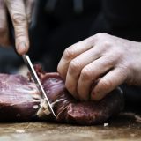 Koliko dugo meso treba da stoji u marinadi za najbolji ukus? 1