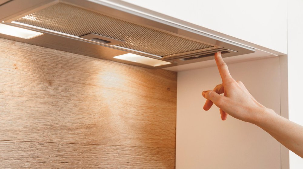 Masnoću na aspiratoru možete da uklonite u par minuta uz pomoć jedne namirnice 1