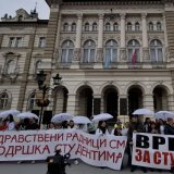 "Pacijenti nisu politički rekviziti": Završen protest novosadskih medicinara 4