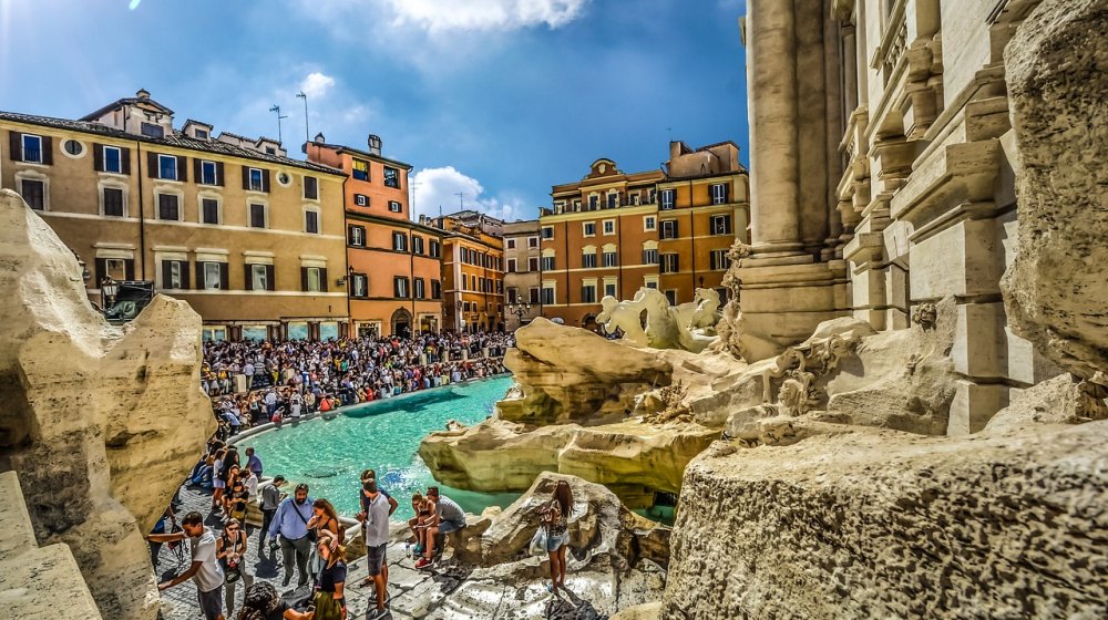 Kandidatkinja stvorena veštačkom inteligencijom u trci za gradonačelnika Rima 2027. 1