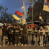 Novosađani šetali u znak sećanja na žrtve pada nadstrešnice