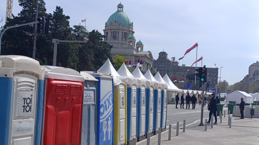 Kako izgledaju pripreme za početak "vašara za narod i državu"? 1