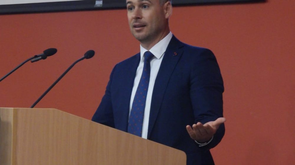 Aleksić: Vanredni parlamentarni izbori jedino rešenje, vreme je da se Srbija probudi iz mraka 1