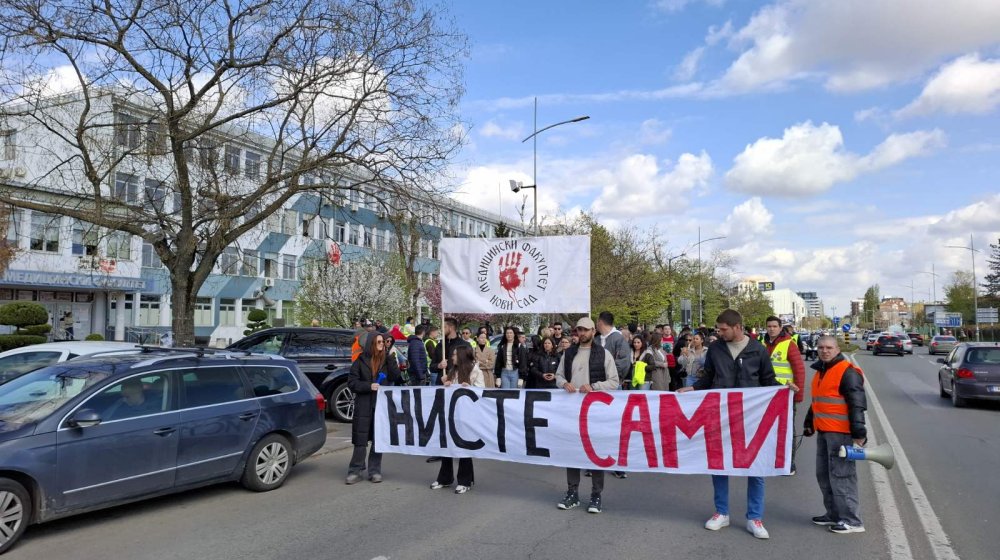 Grupa 46 Foruma za bezbednost i demokratiju (FBD) najoštrije osudila proterivanje hrvatske državljanke Arijen Stojaković Nikolić iz Srbije 1
